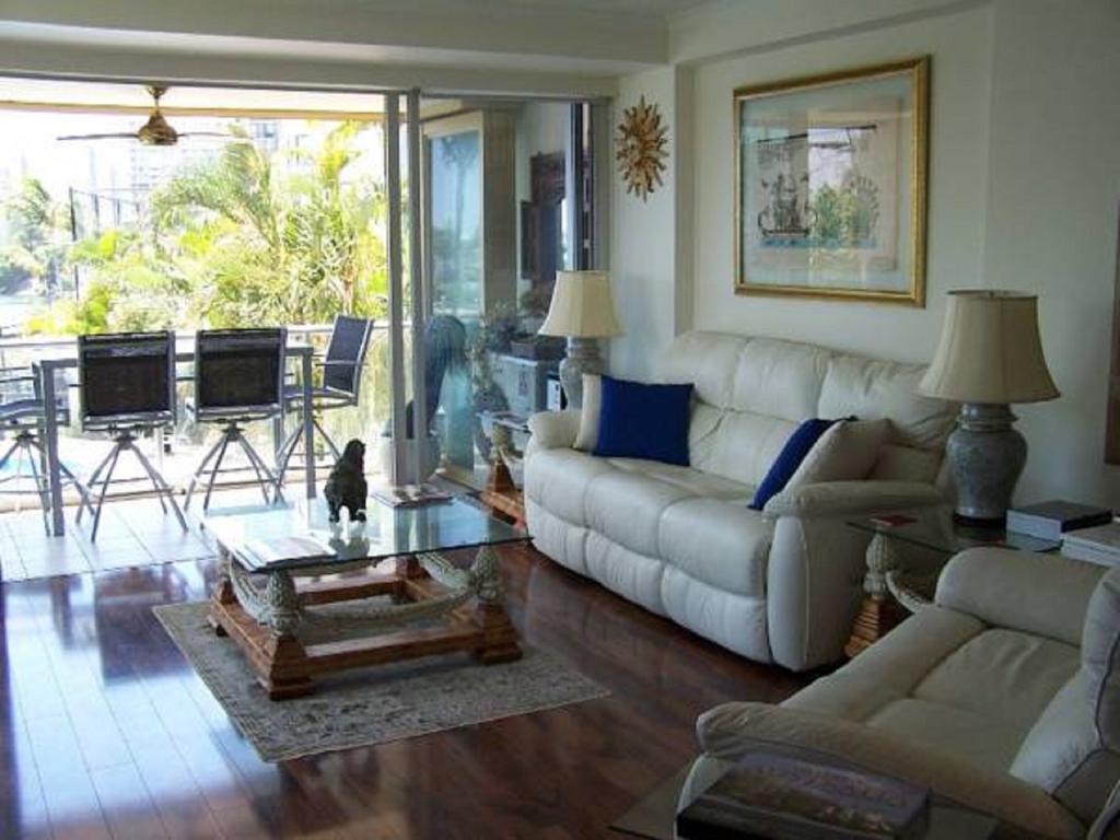 גולד קוסט The Pinnacle Apartments מראה חיצוני תמונה